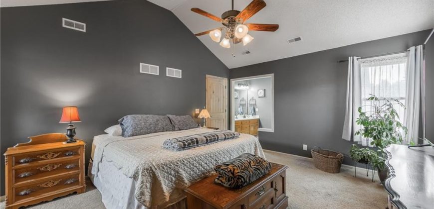 Homes for Sale in Excelsior Springs, MO 64024 | 825  DOGWOOD