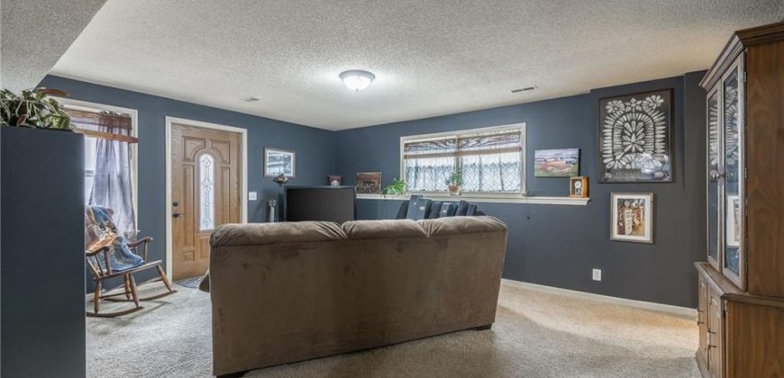 Homes for Sale in Excelsior Springs, MO 64024 | 825  DOGWOOD