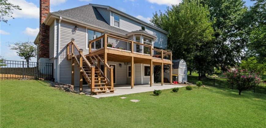 Homes for Sale in Kansas City, MO 64152 | 12023 NW Country Club Court