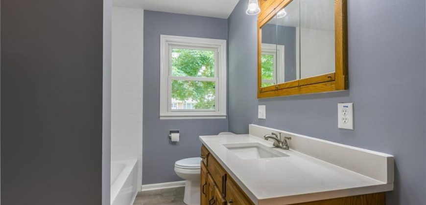 Homes for Sale in Kansas City, MO 64118 | 5002 N Park Avenue