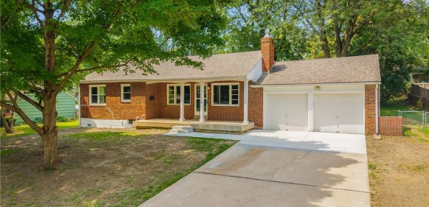 Homes for Sale in Kansas City, MO 64118 | 5002 N Park Avenue
