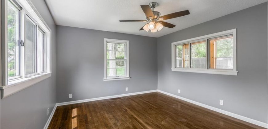 Homes for Sale in Kansas City, MO 64118 | 5002 N Park Avenue