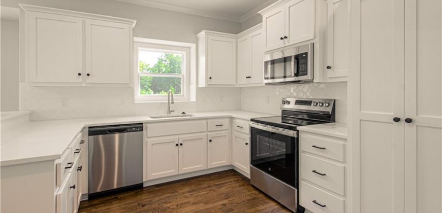 Homes for Sale in Kansas City, MO 64156 | 11803 N Bellaire Avenue