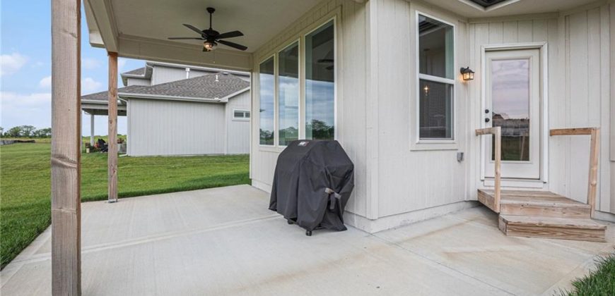 Homes for Sale in Kansas City, MO 64157 | 10518 N Hawthorne Avenue