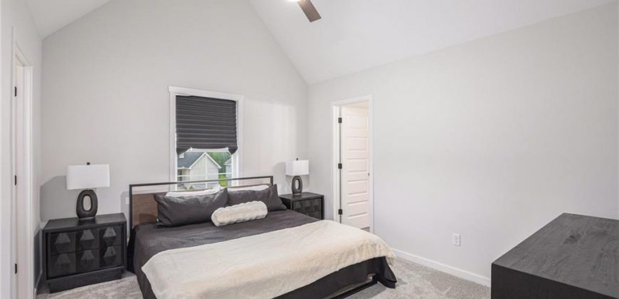 Homes for Sale in Kansas City, MO 64157 | 10518 N Hawthorne Avenue