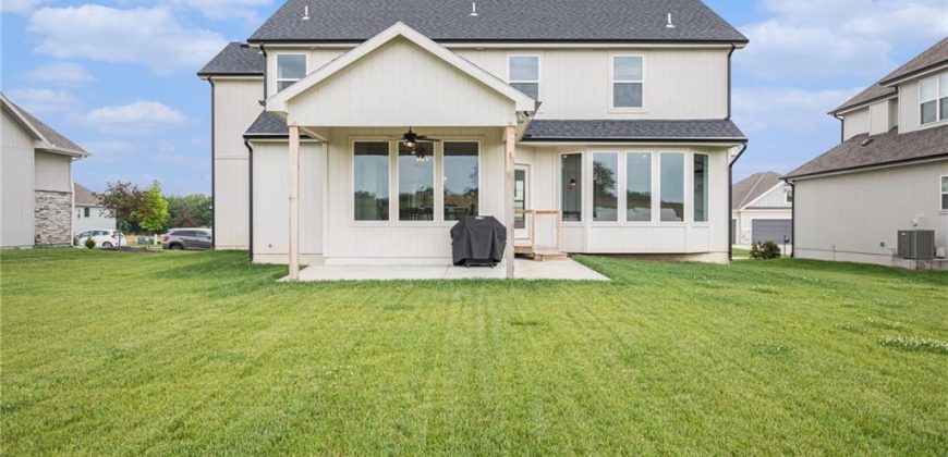 Homes for Sale in Kansas City, MO 64157 | 10518 N Hawthorne Avenue
