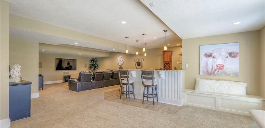 Homes for Sale in Kansas City, MO 64154 | 10118 N Helena Avenue