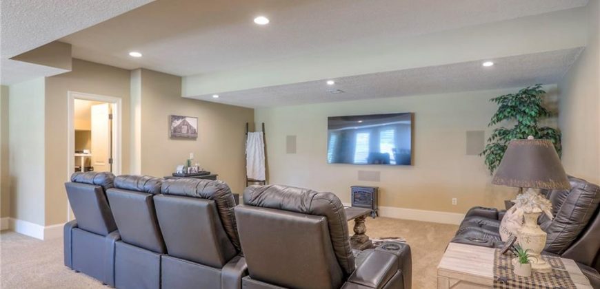 Homes for Sale in Kansas City, MO 64154 | 10118 N Helena Avenue