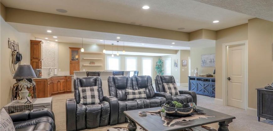 Homes for Sale in Kansas City, MO 64154 | 10118 N Helena Avenue