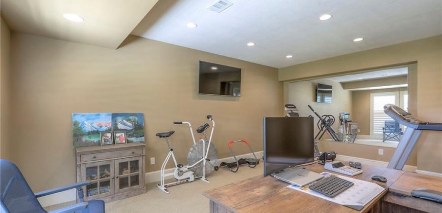 Homes for Sale in Kansas City, MO 64154 | 10118 N Helena Avenue