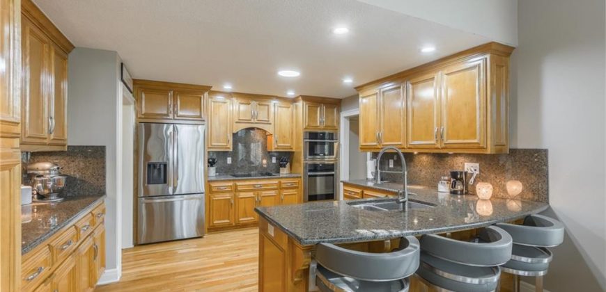 Homes for Sale in Liberty, MO 64068 | 1105  Guinevere Drive