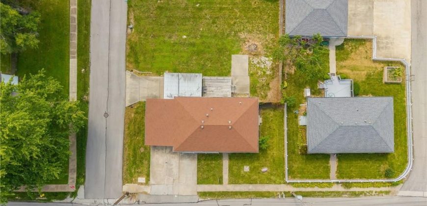 Homes for Sale in Kearney, MO 64060 | 300 N Grove Street