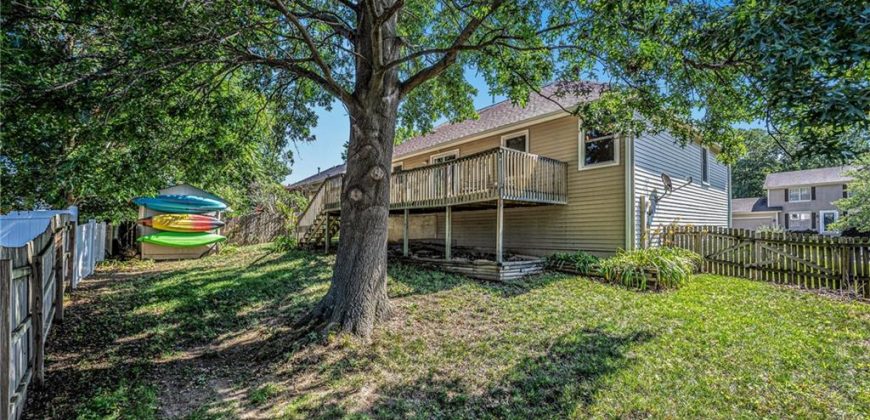 Homes for Sale in Kearney, MO 64060 | 902  Walnut Street