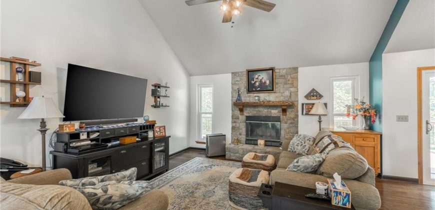 Homes for Sale in Smithville, MO 64089 | 5500  West Gale Road