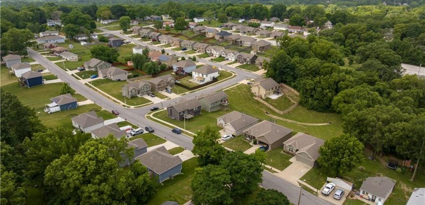 Homes for Sale in Kansas City, MO 64119 | 5114 N Belmont Avenue