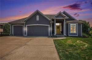 9013-N-Kansas-Court-mls-2566794-image-1