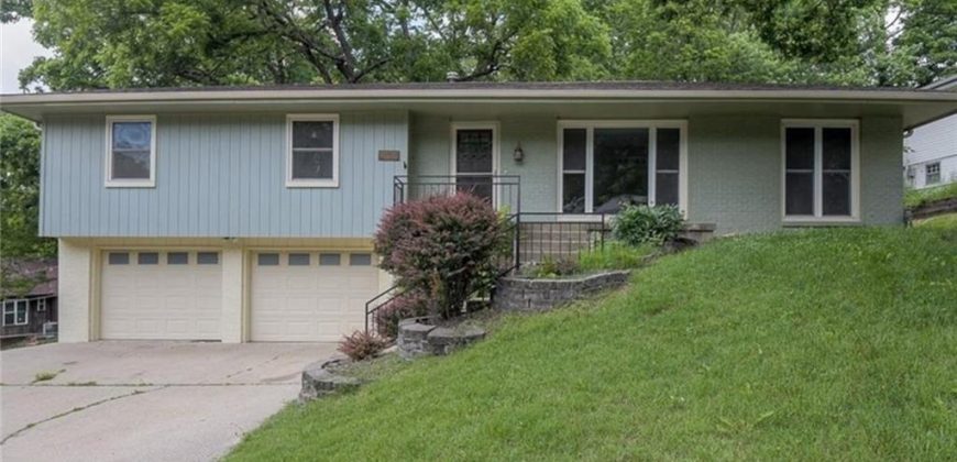 Homes for Sale in Kansas City, MO 64152 | 11208 NW Rush Creek Cove