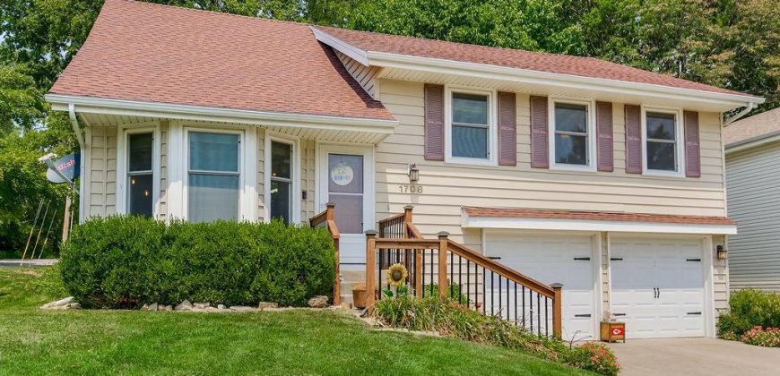 Homes for Sale in Kansas City, MO 64118 | 1708 NW 63rd Terrace