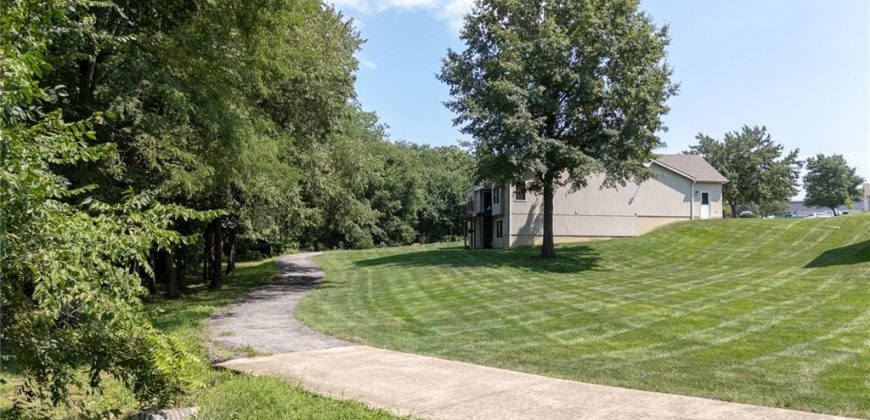 Homes for Sale in Excelsior Springs, MO 64024 | 2414  Merlot Place