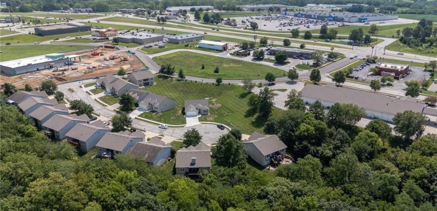 Homes for Sale in Excelsior Springs, MO 64024 | 2414  Merlot Place