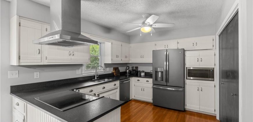 Homes for Sale in Parkville, MO 64152 | 7010 N WHEATON Avenue