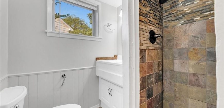 Homes for Sale in Kansas City, MO 64116 | 24 NW GREENTREE Lane