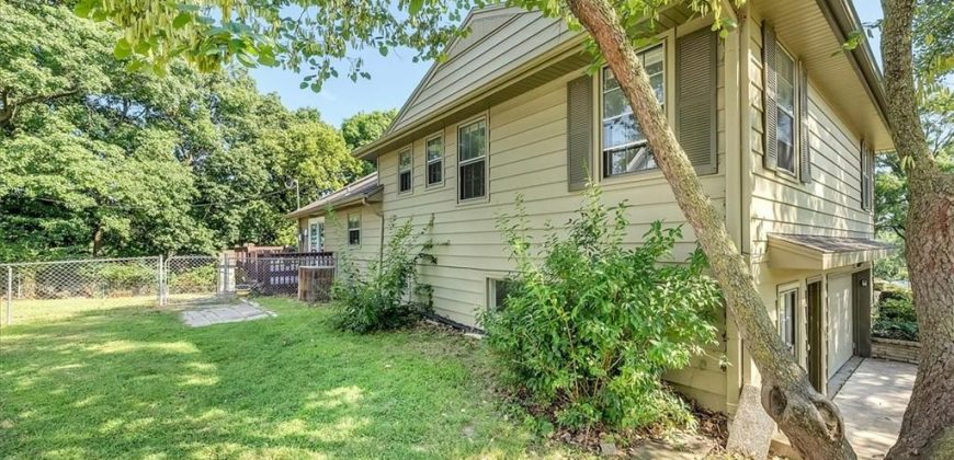 Homes for Sale in Kansas City, MO 64116 | 24 NW GREENTREE Lane