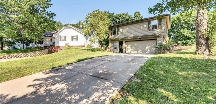 Homes for Sale in Kansas City, MO 64116 | 24 NW GREENTREE Lane