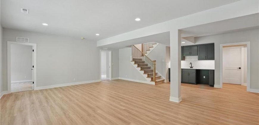 Homes for Sale in Kansas City, MO 64155 | 1406 NW 106th Terrace