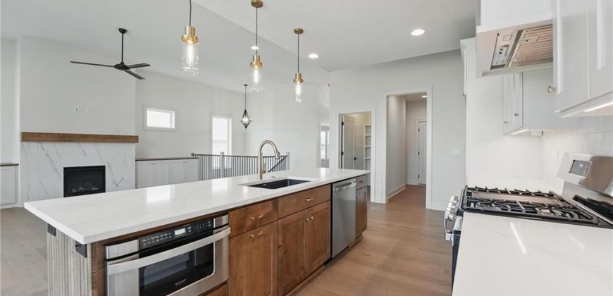 Homes for Sale in Kansas City, MO 64155 | 1518 NW 106th Terrace
