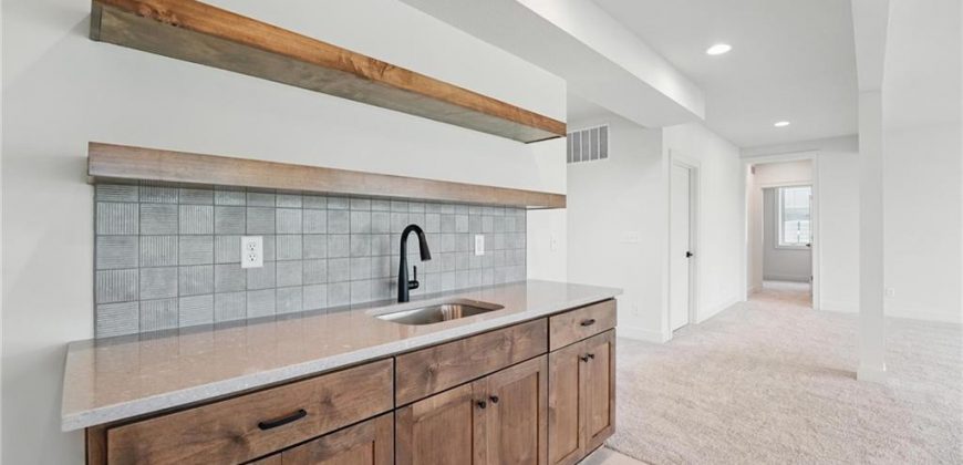 Homes for Sale in Kansas City, MO 64155 | 1518 NW 106th Terrace