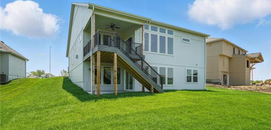 Homes for Sale in Kansas City, MO 64155 | 1518 NW 106th Terrace