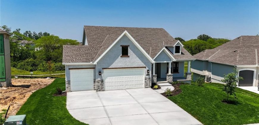 Homes for Sale in Kansas City, MO 64155 | 1518 NW 106th Terrace