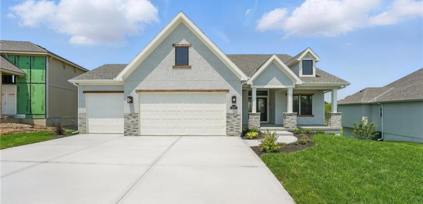 Homes for Sale in Kansas City, MO 64155 | 1518 NW 106th Terrace