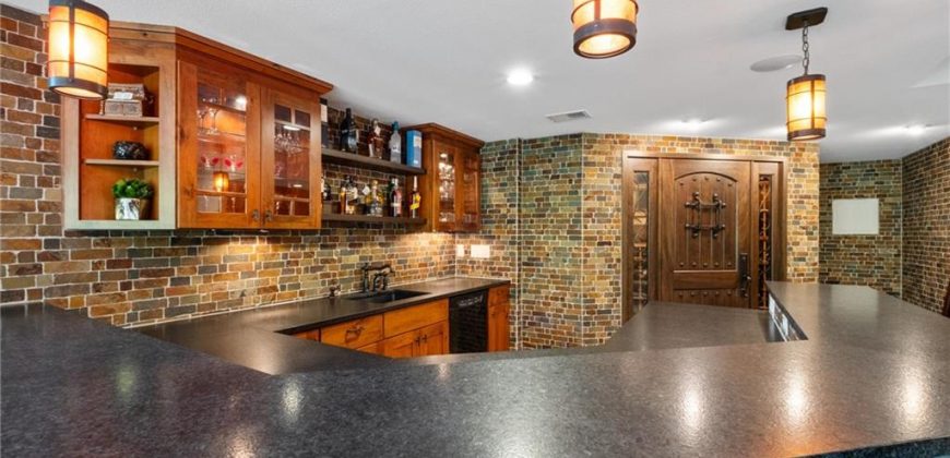 Homes for Sale in Parkville, MO 64152 | 8190  Shoreline Drive
