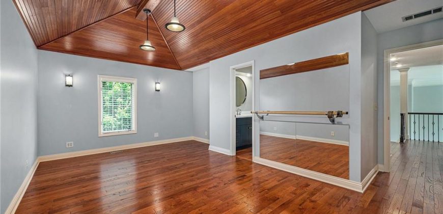 Homes for Sale in Kansas City, MO 64151 | 6000 N Cosby Court