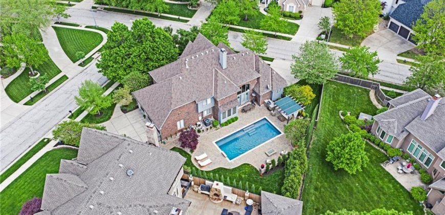 Homes for Sale in Kansas City, MO 64151 | 6000 N Cosby Court