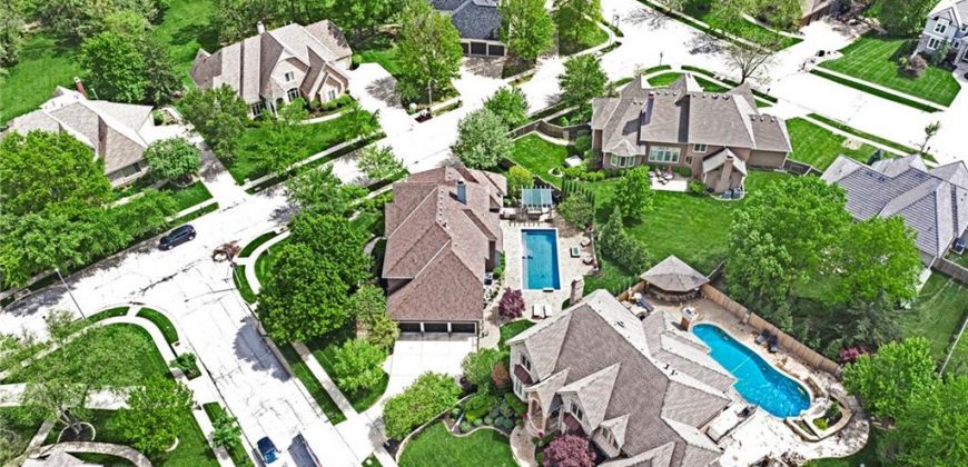 Homes for Sale in Kansas City, MO 64151 | 6000 N Cosby Court
