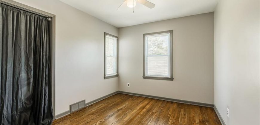 Homes for Sale in Kansas City, MO 64118 | 1519 NE Englewood Road