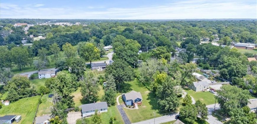 Homes for Sale in Kansas City, MO 64117 | 2718 NE 45th Street