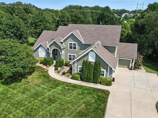 Homes for Sale in Liberty, MO 64068 | 1789  Red Oak Court