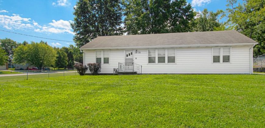 Homes for Sale in Gladstone, MO 64118 | 805 NE 72nd Street