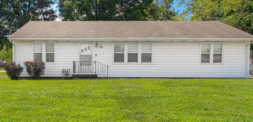 Homes for Sale in Gladstone, MO 64118 | 805 NE 72nd Street