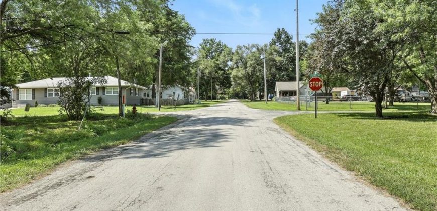 Homes for Sale in Holt, MO 64048 | 175 W 3rd Street