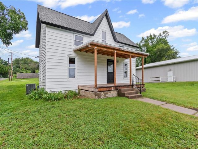 Homes for Sale in Edgerton, MO 64444 | 206  Frank Street