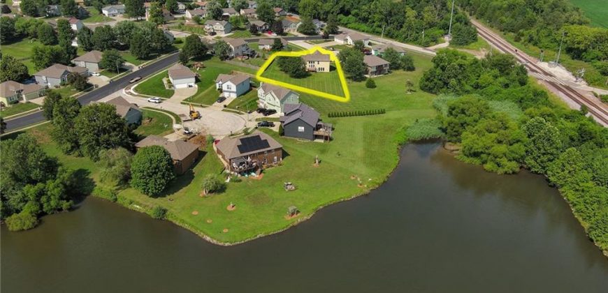 Homes for Sale in Liberty, MO 64068 | 1805  HOLT Circle