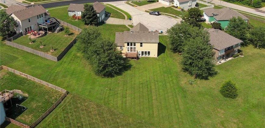 Homes for Sale in Liberty, MO 64068 | 1805  HOLT Circle
