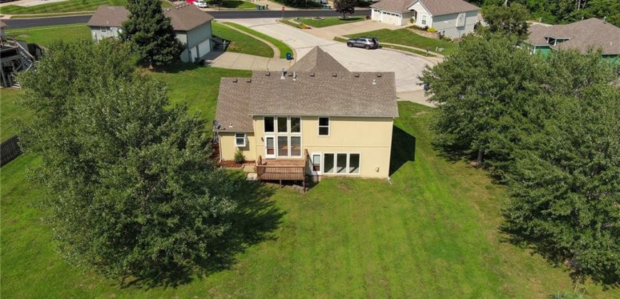 Homes for Sale in Liberty, MO 64068 | 1805  HOLT Circle