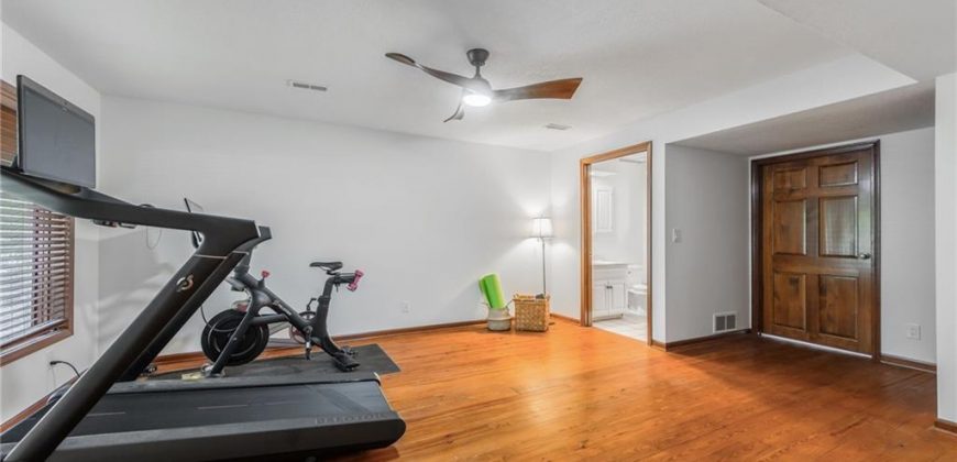 Homes for Sale in Liberty, MO 64068 | 206  Lakeside Drive