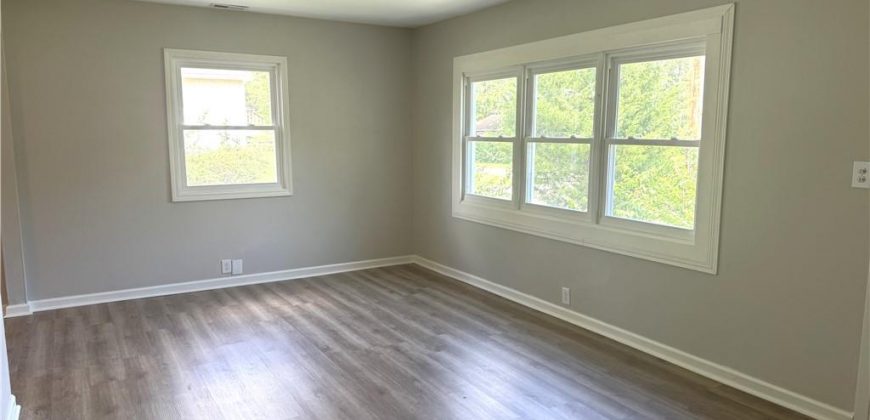 Homes for Sale in Kansas City, MO 64155 | 11036 N Locust Street